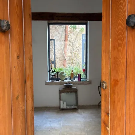 300 Year Old Townhouse Near Mdina בית אירוח