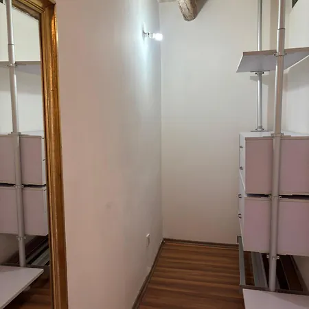 300 Year Old Townhouse Near Mdina *