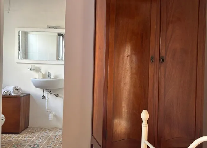 300 Year Old Townhouse Near Mdina Privatunterkunft *