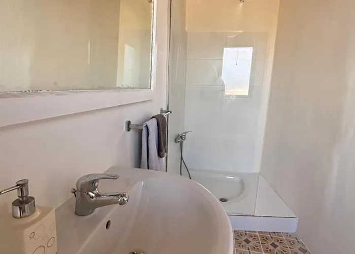 300 Year Old Townhouse Near Mdina * Rabat