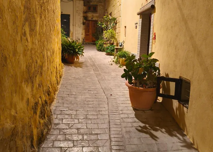 300 Year Old Townhouse Near Mdina Privatunterkunft Rabat