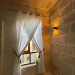 Quarto em Acomodações Particulares 300 Year Old Townhouse Near Mdina